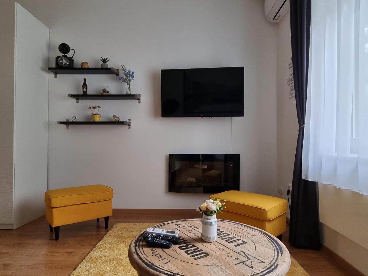 Flora Apartman Διαμέρισμα Σέγκεντ Εξωτερικό φωτογραφία